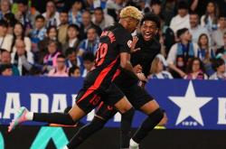 开云体育中国-马拉松赛事中巴萨战胜对手成功转会