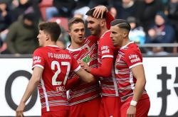 开云下载-沙尔克04横扫奥格斯堡，士气飙升迎接新赛季的简单介绍