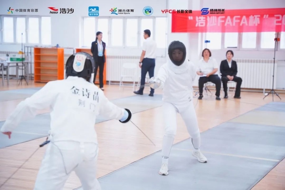 关于天外飞仙！现代五项比赛中选手的多样表现的信息