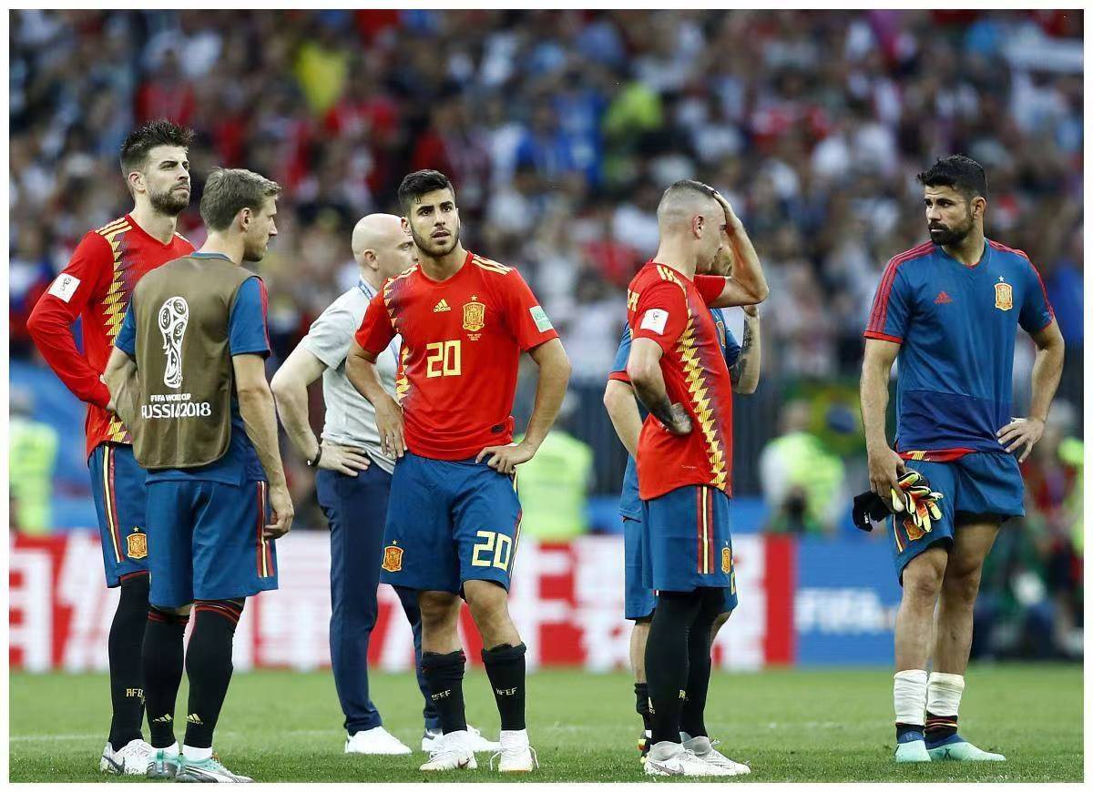 欧预赛比赛战况激烈，球队积极备战冲击淘汰赛