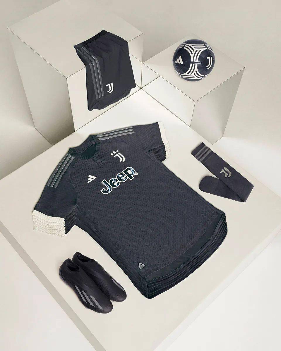 关于尤文图斯门将立下赛季第一壁，雄心勃勃的信息