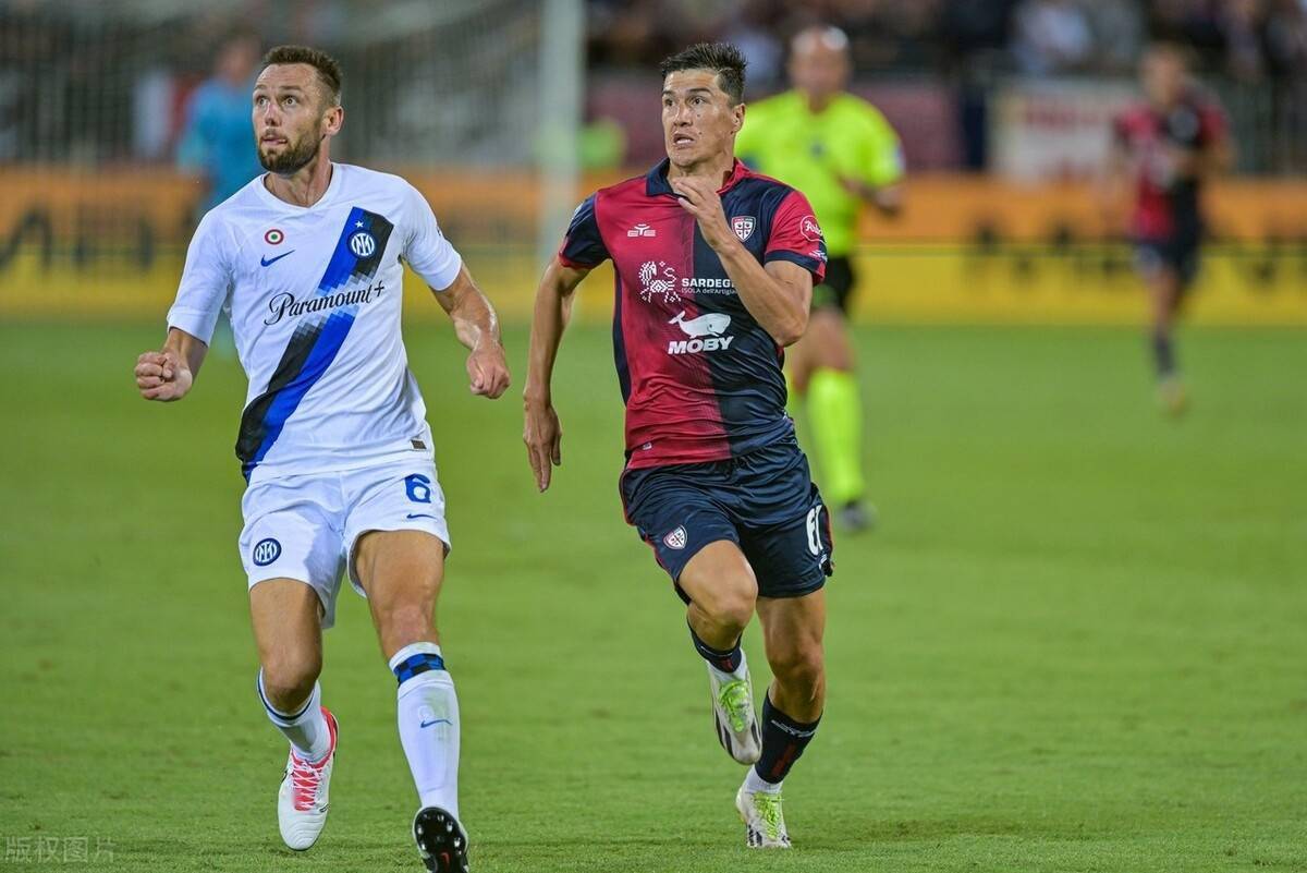 关于韩国完胜那不勒斯，阿什拉夫刷新纪录的信息