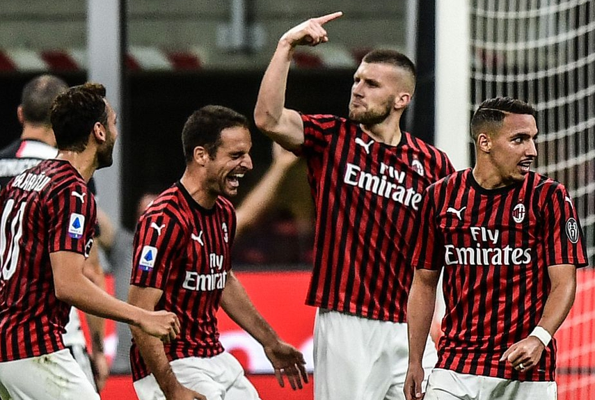 关于尤文横扫法国,伊布扛起全队的信息 关于尤文横扫法国,伊布扛起全队的信息