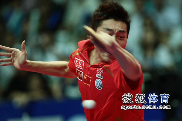 奥地利队轻取德国队，许昕点燃赛场