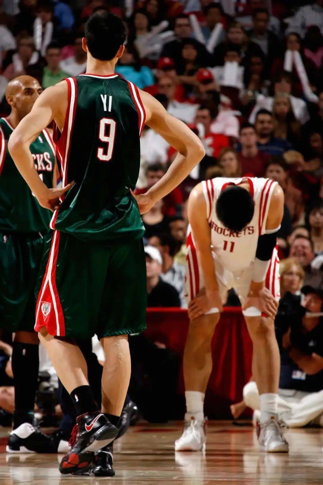 国王碾压骑士，易建联点燃赛场